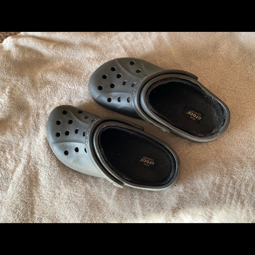 Black fuzzy crocs